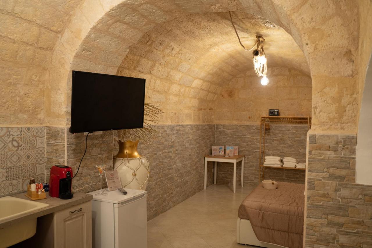 La Casa Della Felicita Apartment Bari Exteriör bild