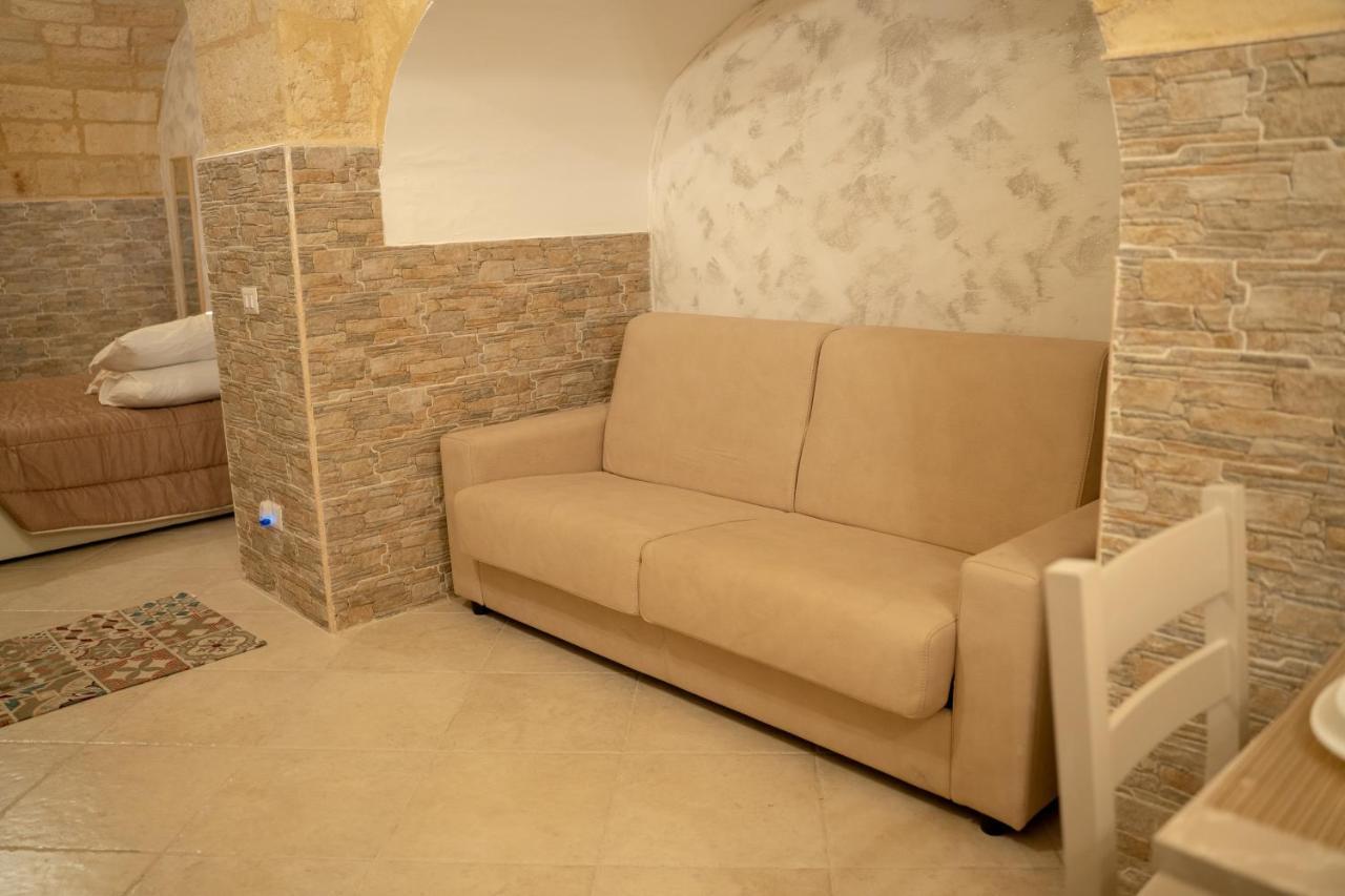 La Casa Della Felicita Apartment Bari Exteriör bild
